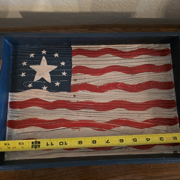 Rustic American Flag Patriotic Serving Tray - Picture 6 of 9
